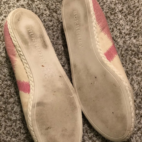 Authentic Burberry flats - Picture 3 of 6